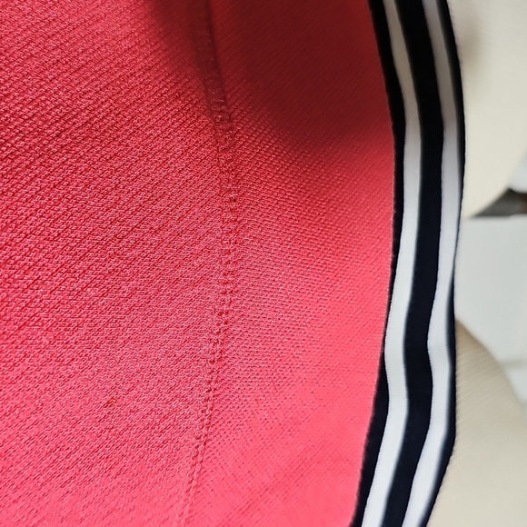 Rafaella Women's Pink Cowl Neck Sweatshirt. NWT. Size Small. - Picture 4 of 10